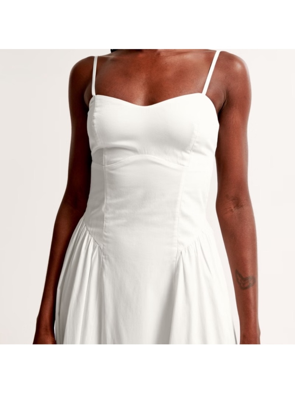Abercrombie & Fitch White Maxi Dress - Picture 2 of 7